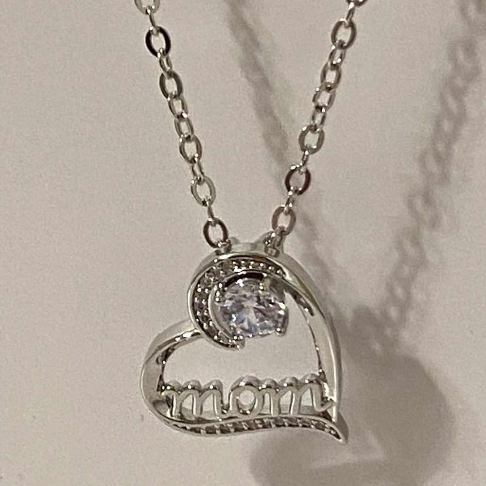 Mom necklace